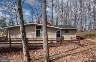 116 LAKEVIEW PKWY, Locust Grove, VA 22508