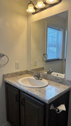 14 Cheryl Drive, Concord, NH 03303