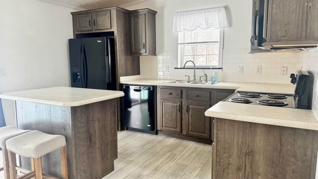 14 Cheryl Drive, Concord, NH 03303