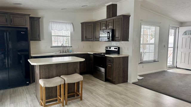 14 Cheryl Drive, Concord, NH 03303