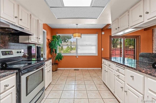 1321 Wagon Wheel Lane, Grand Blanc, MI 48439