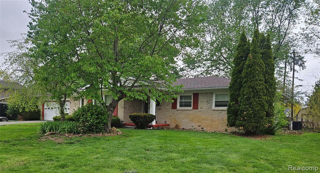 1321 Wagon Wheel Lane, Grand Blanc, MI 48439