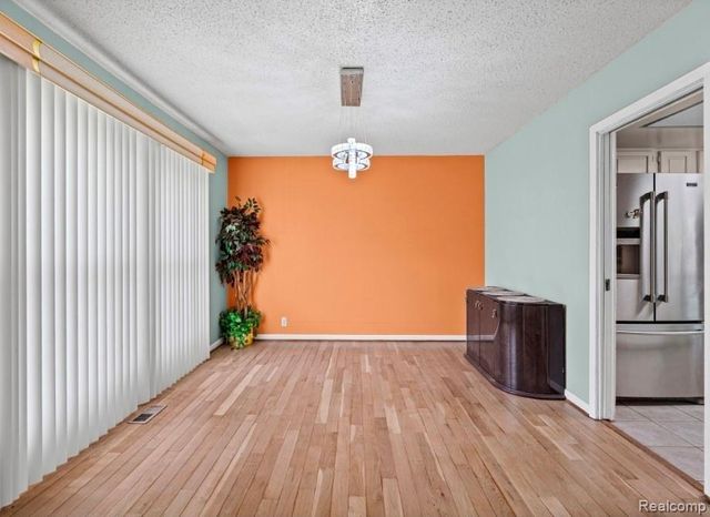 1321 Wagon Wheel Lane, Grand Blanc, MI 48439