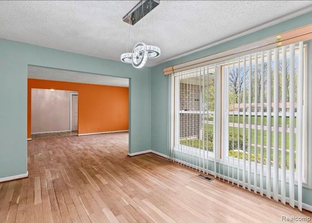 1321 Wagon Wheel Lane, Grand Blanc, MI 48439