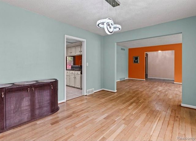 1321 Wagon Wheel Lane, Grand Blanc, MI 48439