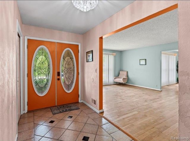 1321 Wagon Wheel Lane, Grand Blanc, MI 48439
