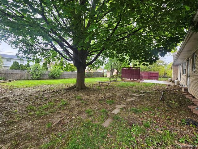 1321 Wagon Wheel Lane, Grand Blanc, MI 48439