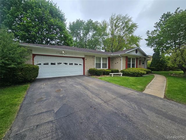 1321 Wagon Wheel Lane, Grand Blanc, MI 48439