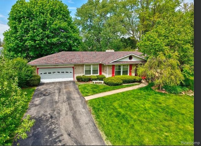 1321 Wagon Wheel Lane, Grand Blanc, MI 48439