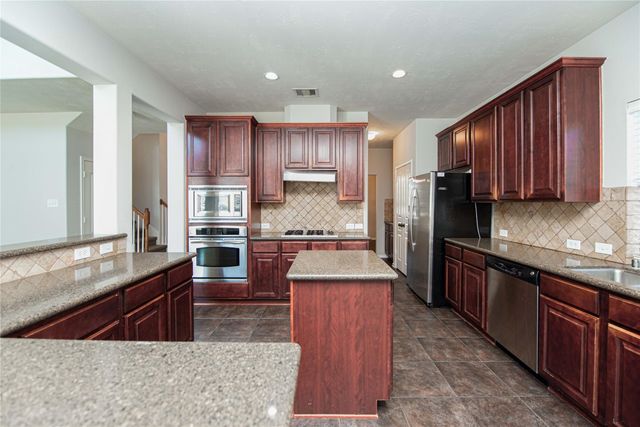 3118 Rosholt Drive, Spring, TX 77386