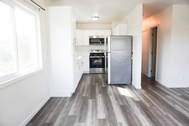 1910 B Avenue, National City, CA 91950