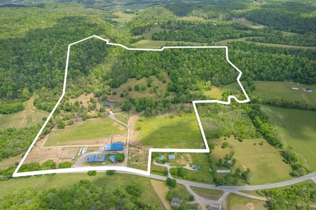 13546 Campbellsville Rd, Lynnville, TN 38472