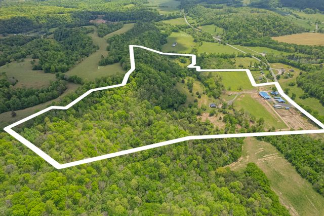 13546 Campbellsville Rd, Lynnville, TN 38472