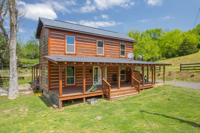 13546 Campbellsville Rd, Lynnville, TN 38472