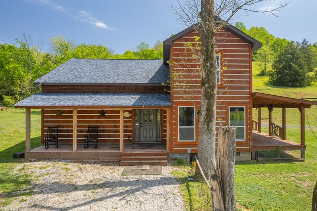13546 Campbellsville Rd, Lynnville, TN 38472