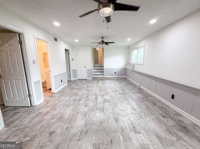 4378 Shady Drive NW, Lilburn, GA 30047