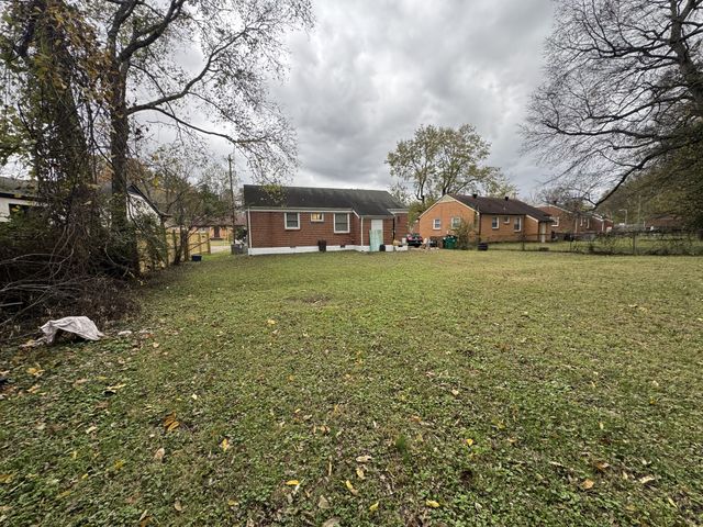 1319 N 6th St, Nashville, TN 37207