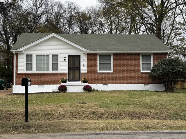 1319 N 6th St, Nashville, TN 37207