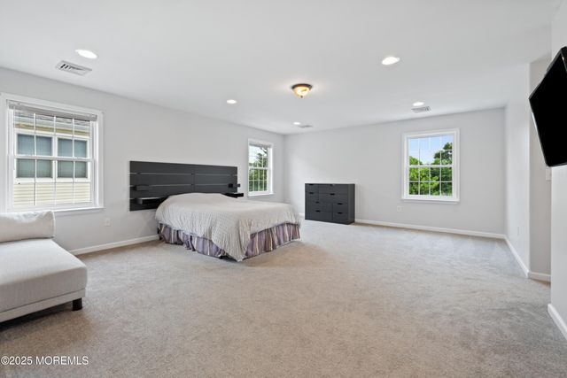 36 Main Street, Port Monmouth, NJ 07758