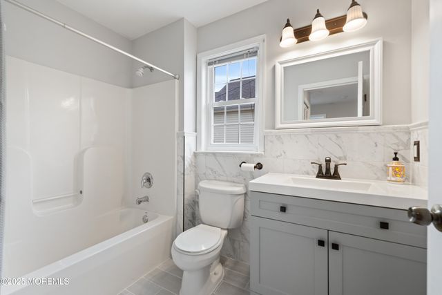 36 Main Street, Port Monmouth, NJ 07758