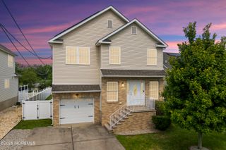 36 Main Street, Port Monmouth, NJ 07758