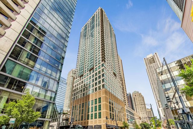 2 E Erie Street 3005, Chicago, IL 60611