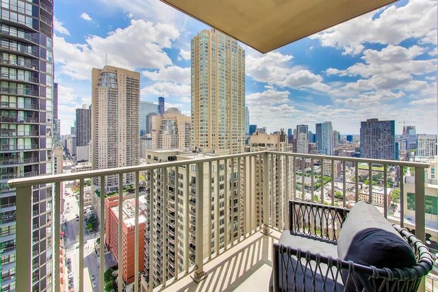 2 E Erie Street 3005, Chicago, IL 60611
