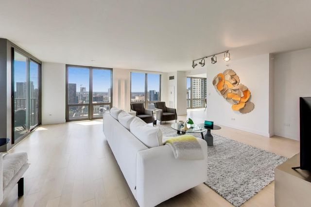 2 E Erie Street 3005, Chicago, IL 60611