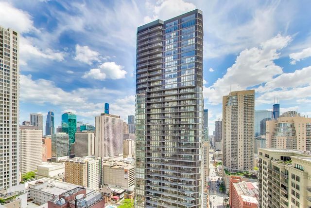 2 E Erie Street 3005, Chicago, IL 60611