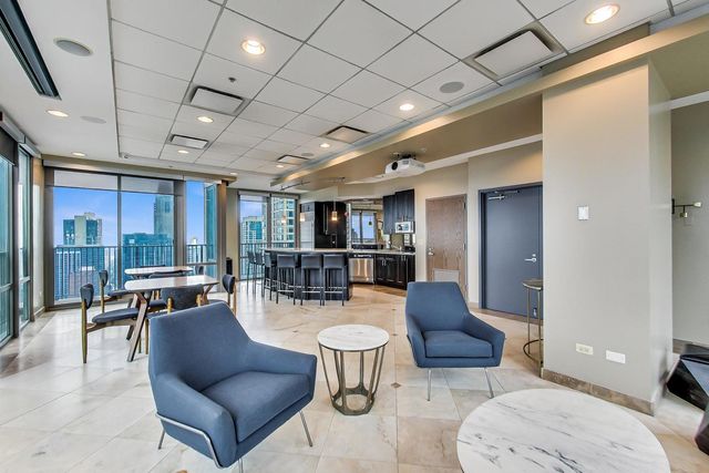 2 E Erie Street 3005, Chicago, IL 60611
