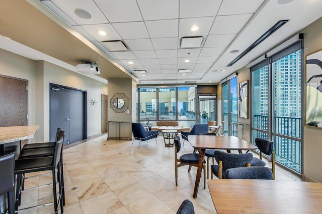 2 E Erie Street 3005, Chicago, IL 60611