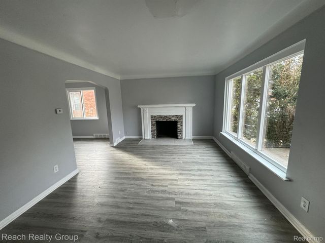 19105 CURTIS Street, Detroit, MI 48219