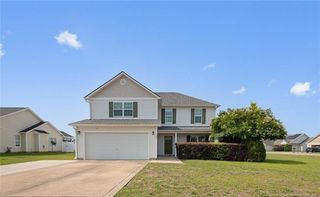 549 Bellgrove Drive, Hope Mills, NC 28348