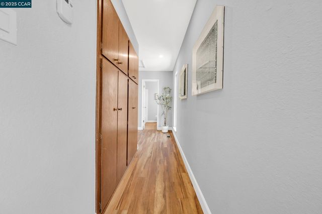 527 30Th St, Richmond, CA 94804