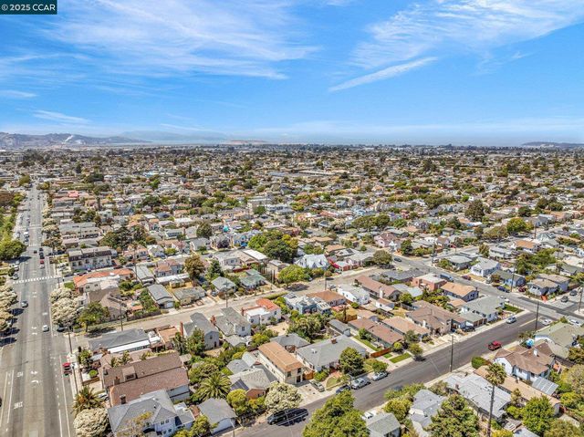 527 30Th St, Richmond, CA 94804