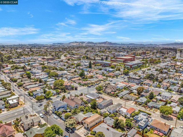 527 30Th St, Richmond, CA 94804