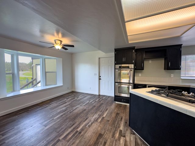 13672 Twin Lakes Lane, Redding, CA 96003