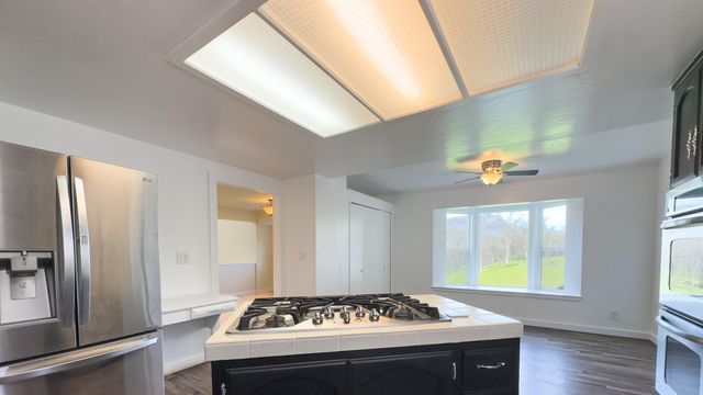 13672 Twin Lakes Lane, Redding, CA 96003