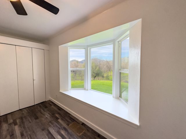 13672 Twin Lakes Lane, Redding, CA 96003