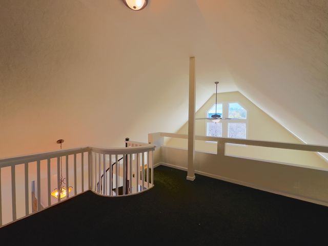 13672 Twin Lakes Lane, Redding, CA 96003