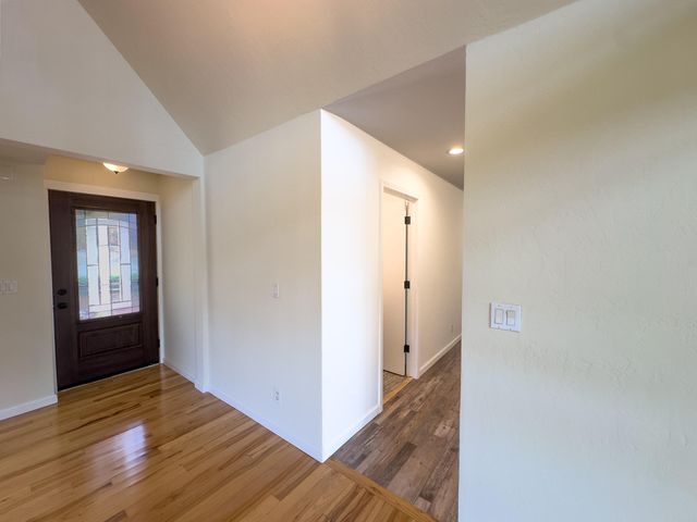 13672 Twin Lakes Lane, Redding, CA 96003