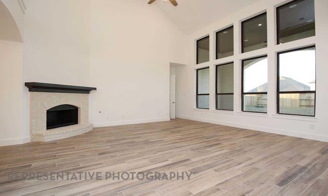 933 Groundwater Way, League City, TX 77573