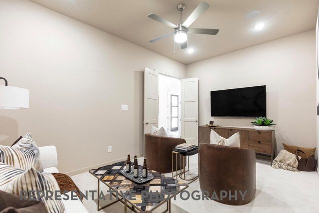 933 Groundwater Way, League City, TX 77573