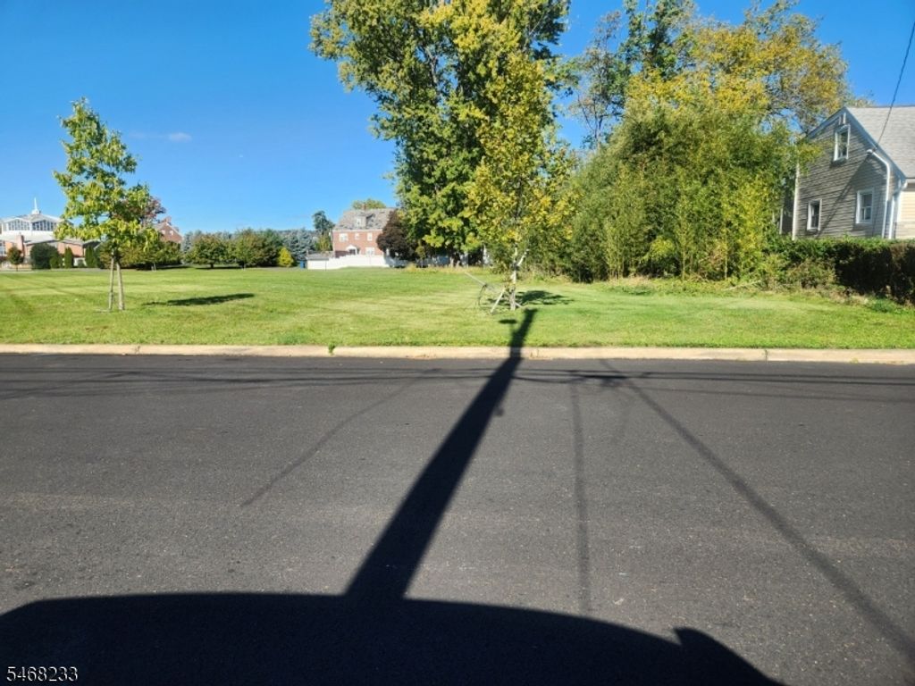 537 Voorhees Ave, Middlesex Boro, NJ 08846 — exterior