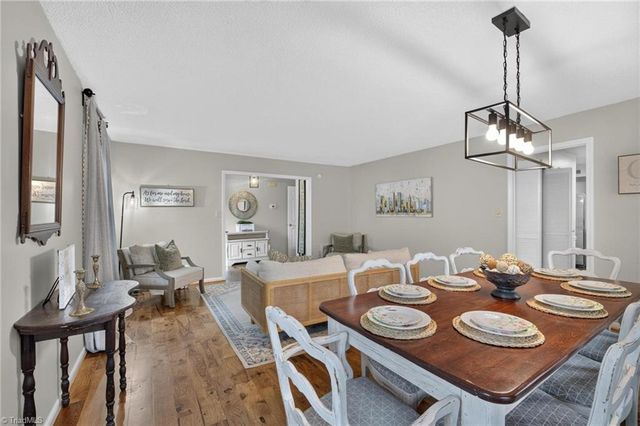 140 Raintree Road, Advance, NC 27006