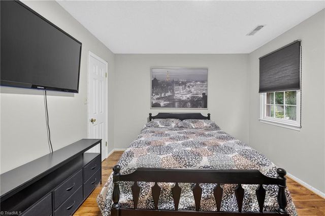 140 Raintree Road, Advance, NC 27006