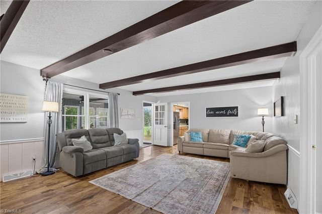 140 Raintree Road, Advance, NC 27006
