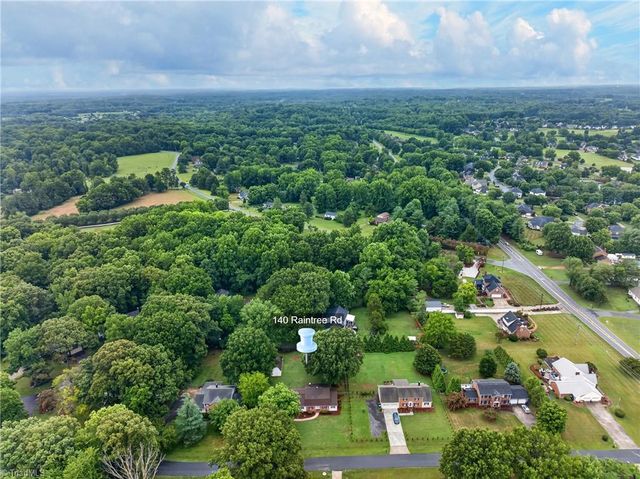 140 Raintree Road, Advance, NC 27006