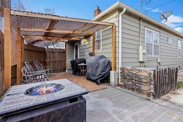 184 Taylor, Twin Falls, ID 83301