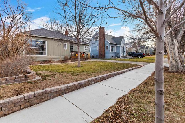 184 Taylor, Twin Falls, ID 83301